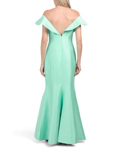 A minimalist strapless and floor length prom dress