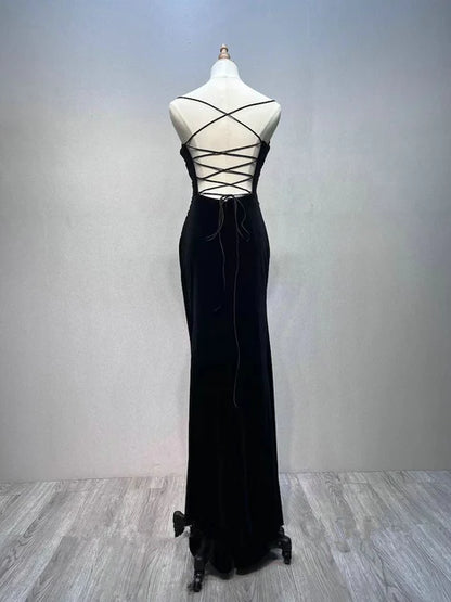 Black velvet A-line shoulder strap wedding dress, black sleeveless backless long evening dress