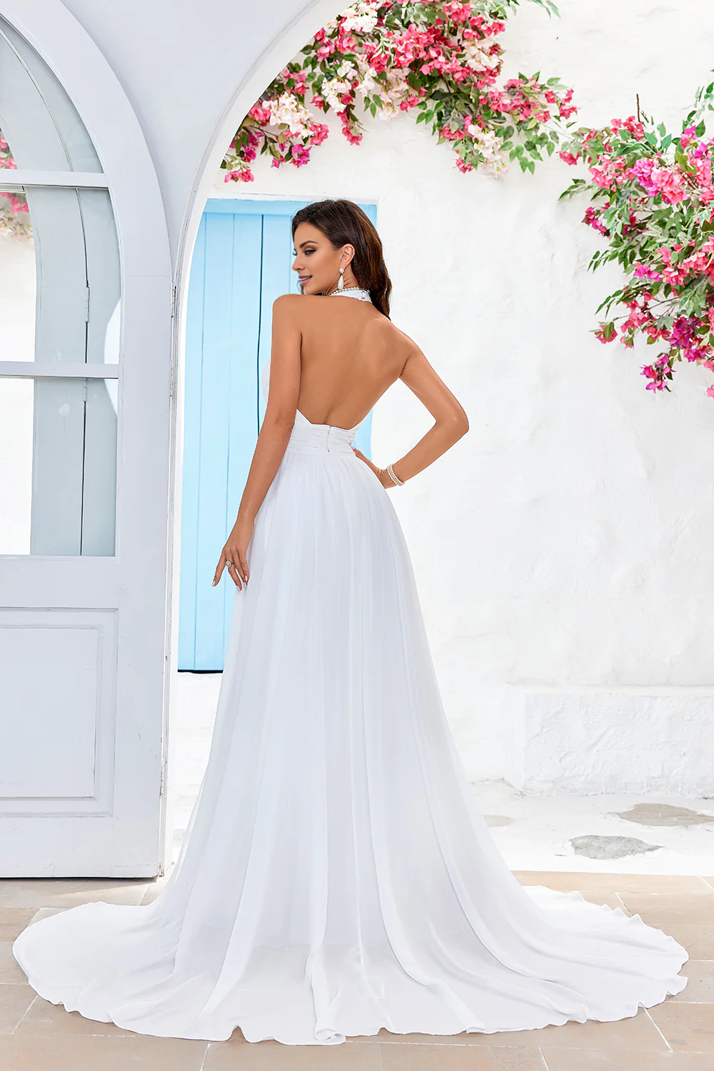 A Line Hanging Neck Sleeveless Palace Tail Wedding Dress