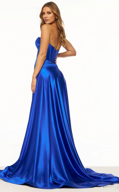 Strapless sweetheart neckline side slit floor-length evening dress