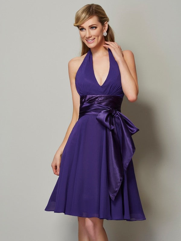 A-Line/Princess Halter Sleeveless Short Chiffon Bridesmaid Dresses