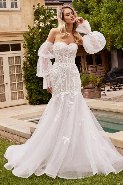 Dreamy organza mermaid strapless heart-shaped neckline and ruffled chiffon wedding dress