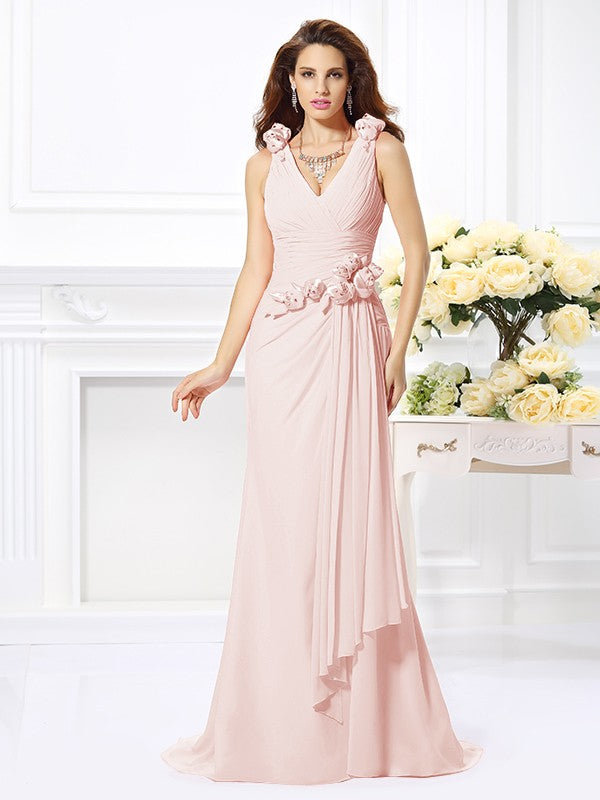 Trumpet/Mermaid V-neck Hand-Made Flower Sleeveless Long Chiffon Bridesmaid Dresses