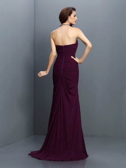 Trumpet/Mermaid Strapless Pleats Sleeveless Long Chiffon Bridesmaid Dresses