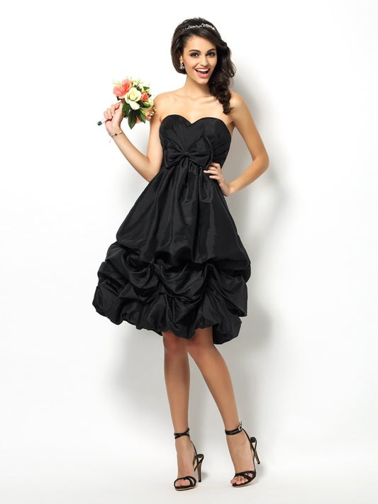 A-Line/Princess Sweetheart Bowknot Sleeveless Short Taffeta Bridesmaid Dresses