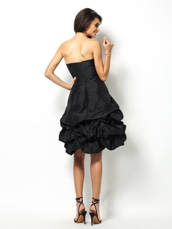 A-Line/Princess Sweetheart Bowknot Sleeveless Short Taffeta Bridesmaid Dresses