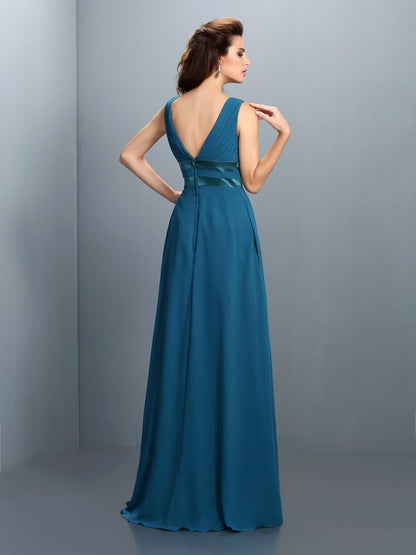 A-Line/Princess V-neck Beading Sleeveless Long Chiffon Bridesmaid Dresses