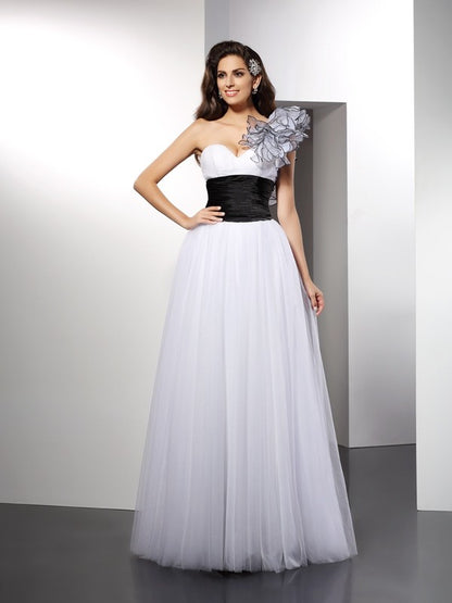 A-Line/Princess One-Shoulder Sash/Ribbon/Belt Sleeveless Long Net Dresses