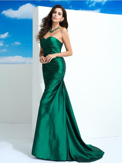 Sheath/Column Sweetheart Pleats Sleeveless Long Taffeta Dresses