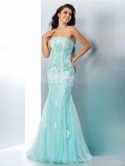 Trumpet/Mermaid Strapless Applique Sleeveless Long Lace Dresses