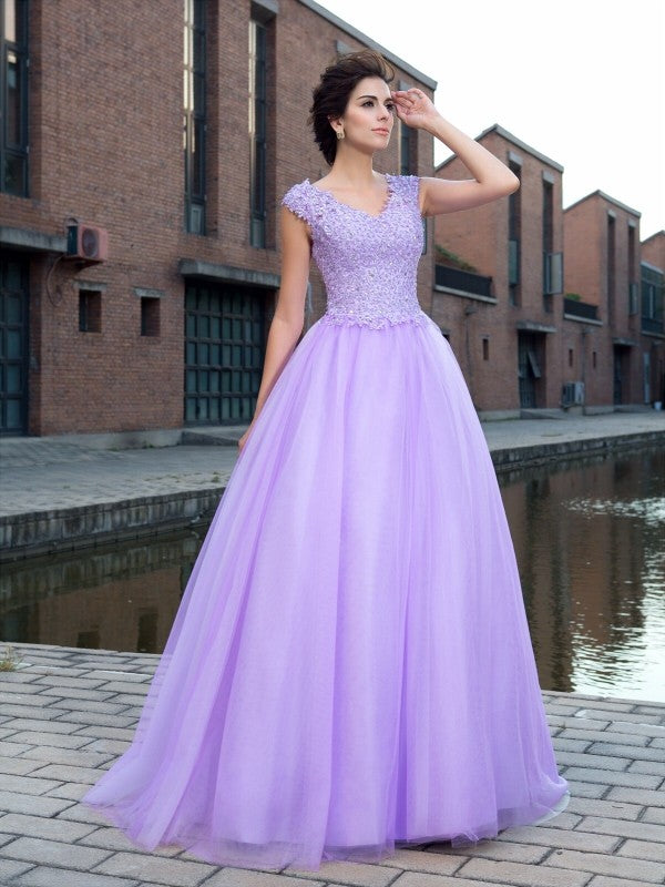 Ball Gown V-neck Applique Short Sleeves Long Net Dresses