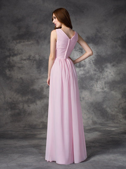 A-line/Princess V-neck Hand-Made Flower Sleeveless Long Chiffon Bridesmaid Dresses