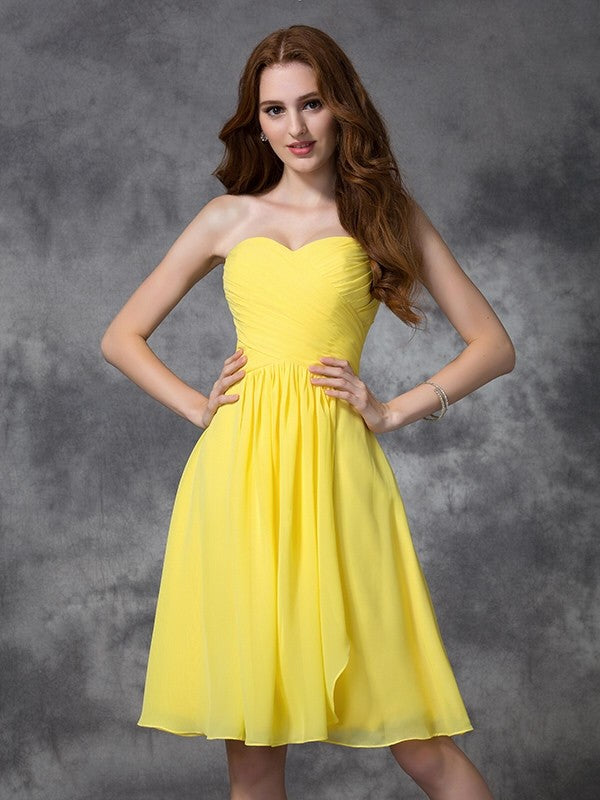 A-line/Princess Sweetheart Ruched Sleeveless Short Chiffon Bridesmaid Dresses