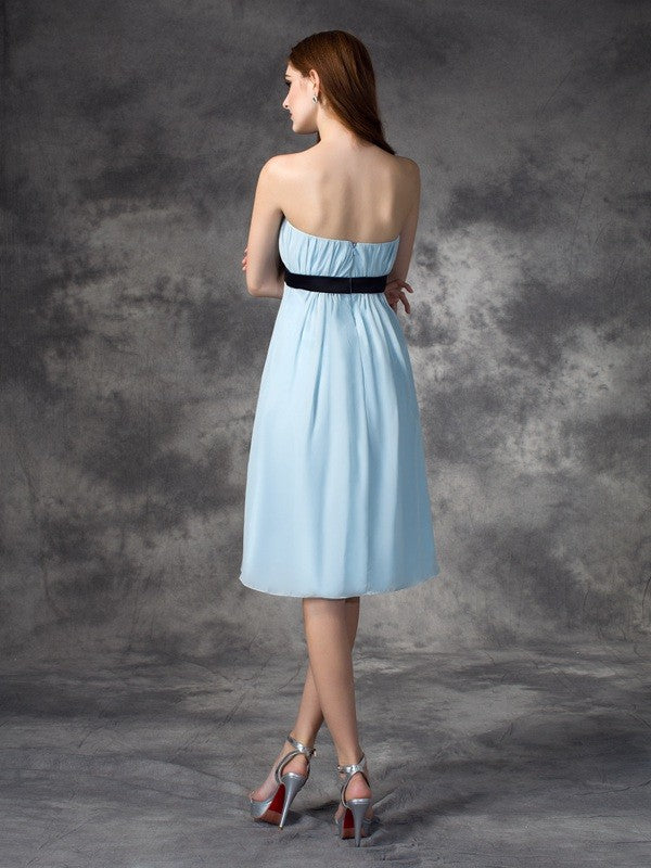 A-line/Princess Strapless Rhinestone Sleeveless Short Chiffon Bridesmaid Dresses