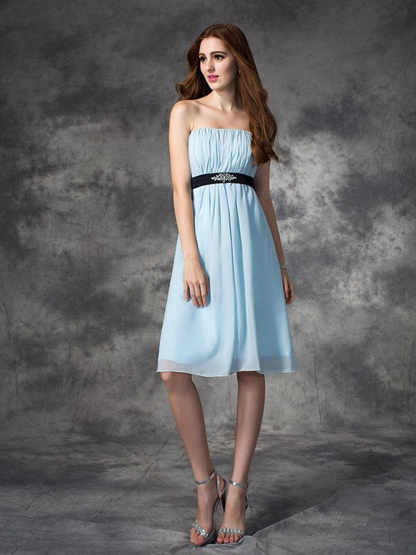 A-line/Princess Strapless Rhinestone Sleeveless Short Chiffon Bridesmaid Dresses