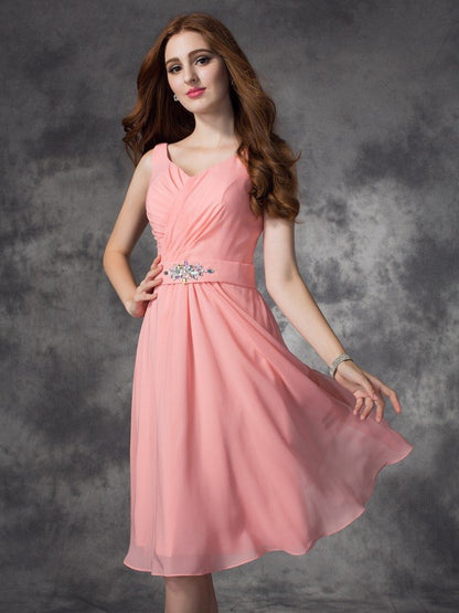 A-line/Princess Straps Rhinestone Sleeveless Short Chiffon Bridesmaid Dresses