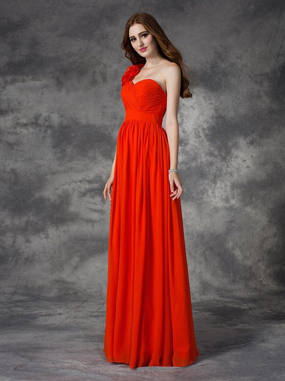 A-line/Princess One-Shoulder Hand-Made Flower Sleeveless Long Chiffon Bridesmaid Dresses