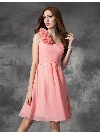 A-line/Princess One-Shoulder Hand-Made Flower Sleeveless Short Chiffon Bridesmaid Dresses