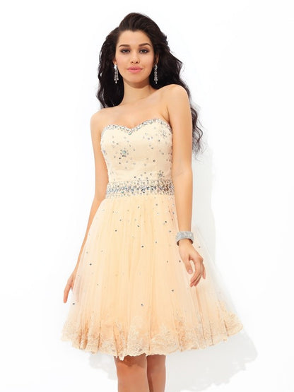 A-Line/Princess Sweetheart Beading Sleeveless Short Satin Cocktail Dresses