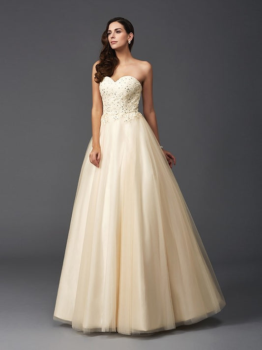 A-Line/Princess Sweetheart Beading Sleeveless Long Net Dresses