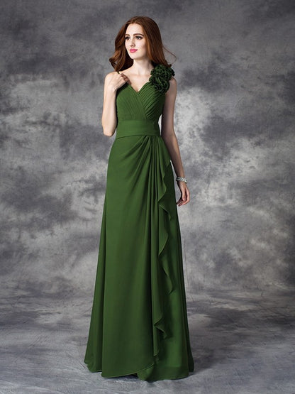 A-line/Princess V-neck Hand-Made Flower Sleeveless Long Chiffon Bridesmaid Dresses