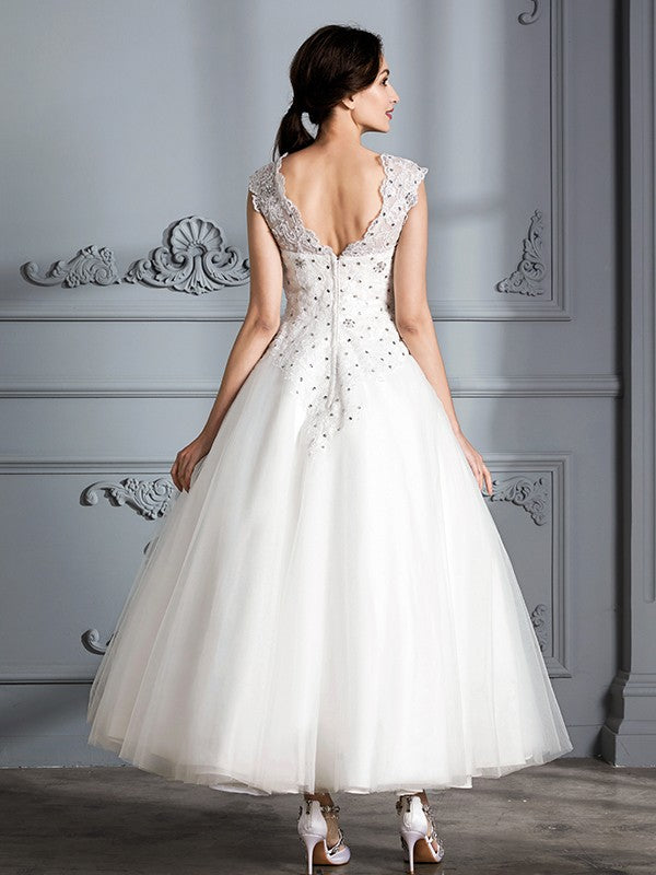 Ball Gown Scoop Sleeveless Tea-Length Tulle Wedding Dresses