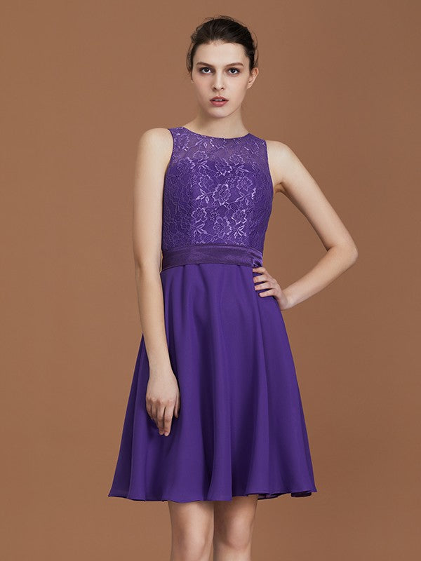 A-Line/Princess Lace Knee-Length Sleeveless Bateau Chiffon Bridesmaid Dresses