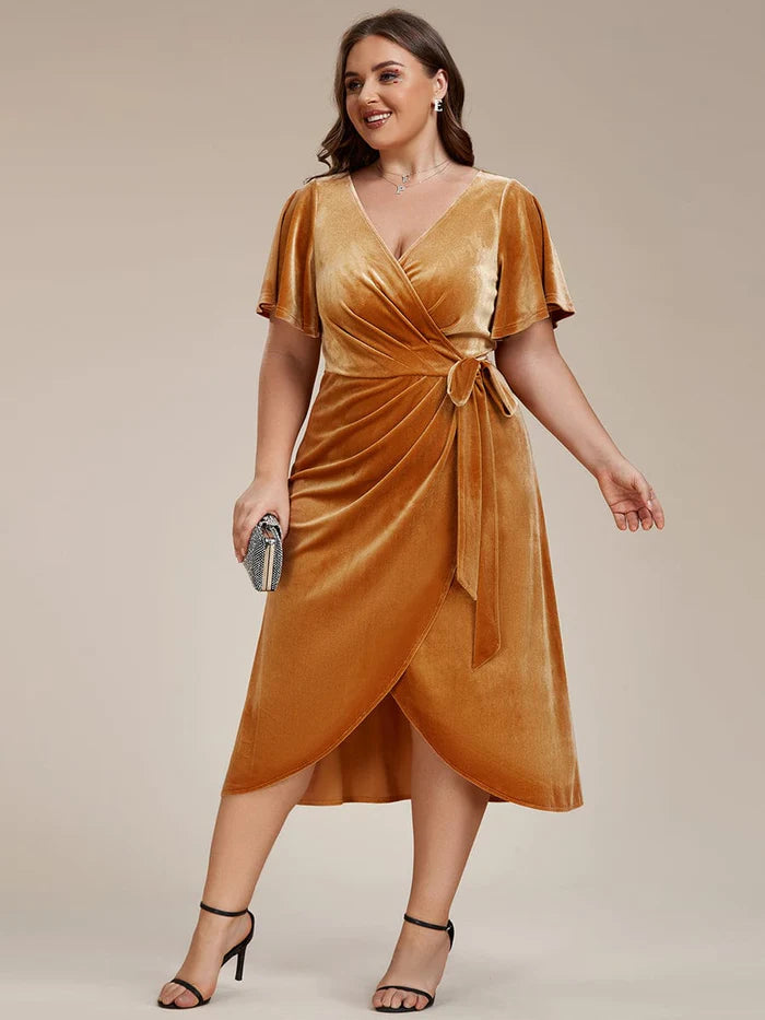 Plus Size V-Neck Ruffles Sleeve Velvet One-Piece Type Wedding Guest Dress