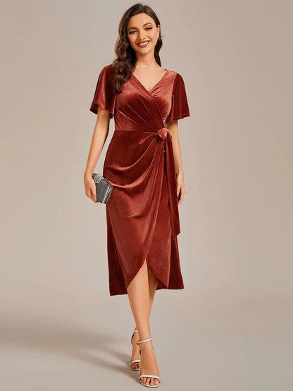 One-Piece Type Short Sleeves V-Neck Velvet Midi Wedding Guest Dress