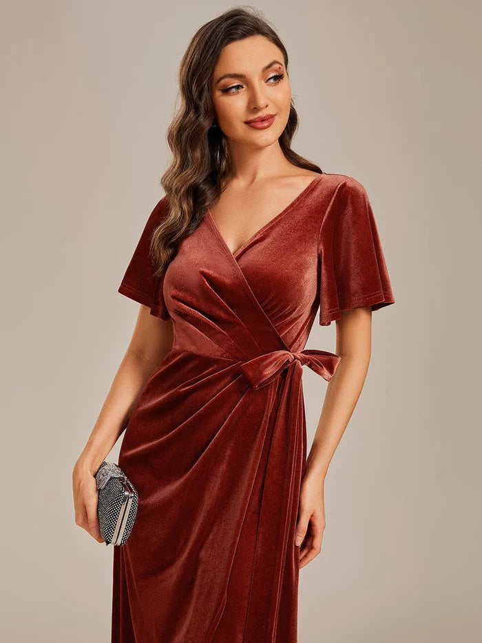 One-Piece Type Short Sleeves V-Neck Velvet Midi Wedding Guest Dress