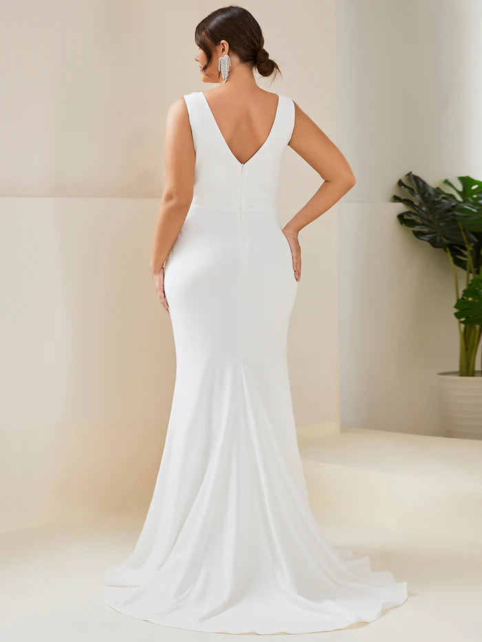 Plus Size Sleeveless Round Neck Bodycon Fishtail Wedding Dress