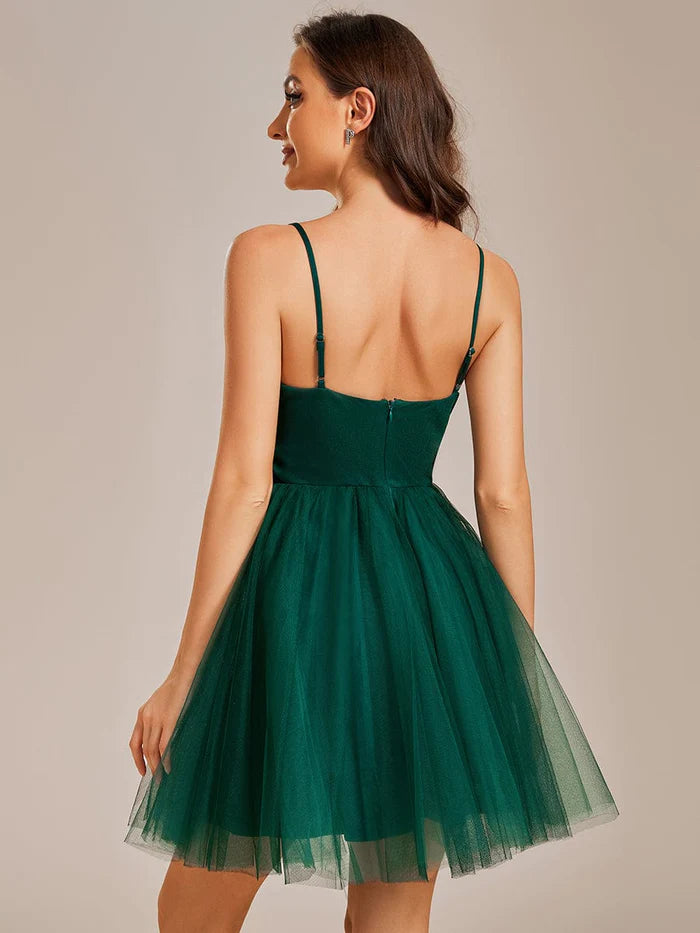 Dreamy Spaghetti Strap Tulle Short Pleated Homecoming Dress