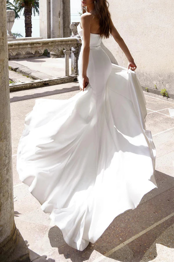 Mermaid/Trumpet Wedding Dress Illusion Neckline Bead Satin Pleated Bridal Dress