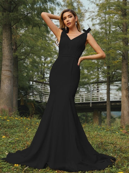 Trumpet/Mermaid Stretch Crepe Ruched V-neck Sleeveless Sweep/Brush Train Bridesmaid Dresses