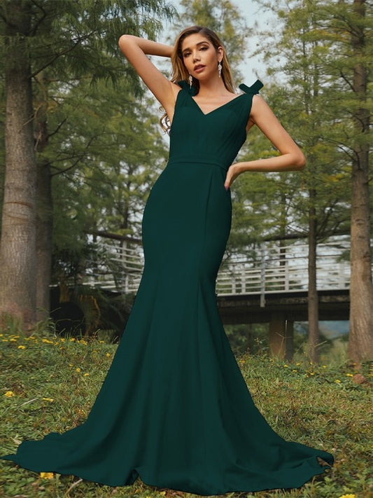 Trumpet/Mermaid Stretch Crepe Ruched V-neck Sleeveless Sweep/Brush Train Bridesmaid Dresses