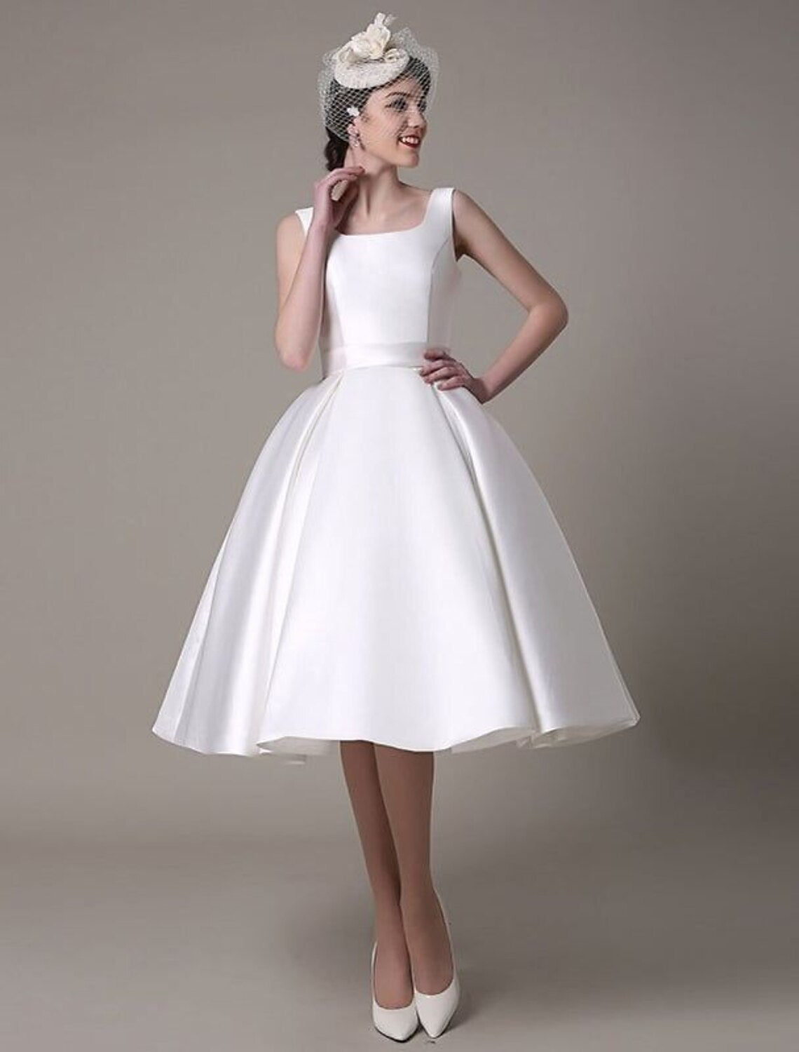 A-Line Cocktail Dresses Party Dress Graduation Wedding Guest Knee Length Sleeveless Square Neck Satin with Pleats