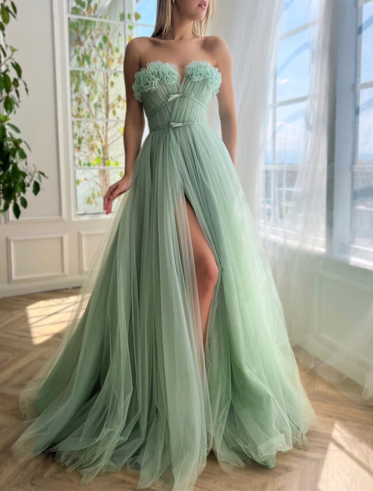 A-Line Evening Gown Floral Dress Formal Wedding Guest Court Train Sleeveless Strapless Tulle with Bow(s) Slit