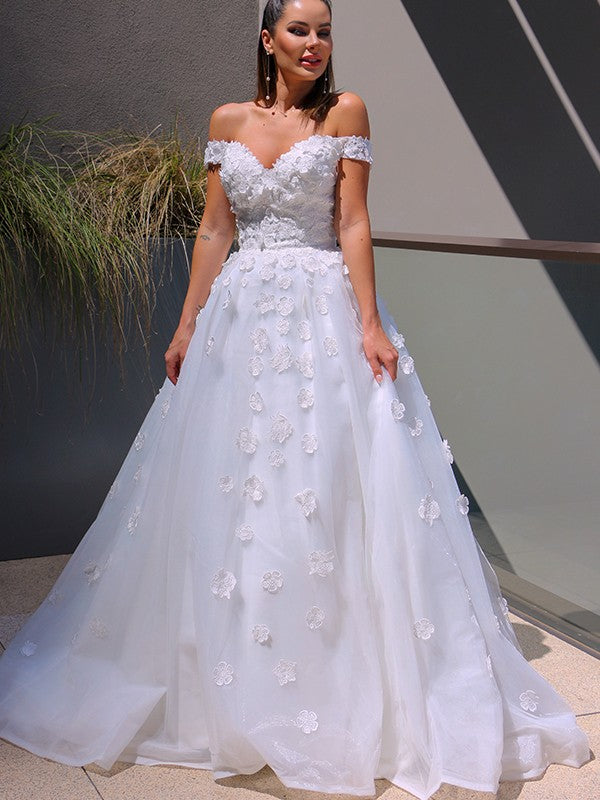 Ball Gown V-neck Tulle Applique Sleeveless Chapel Train Wedding Dresses