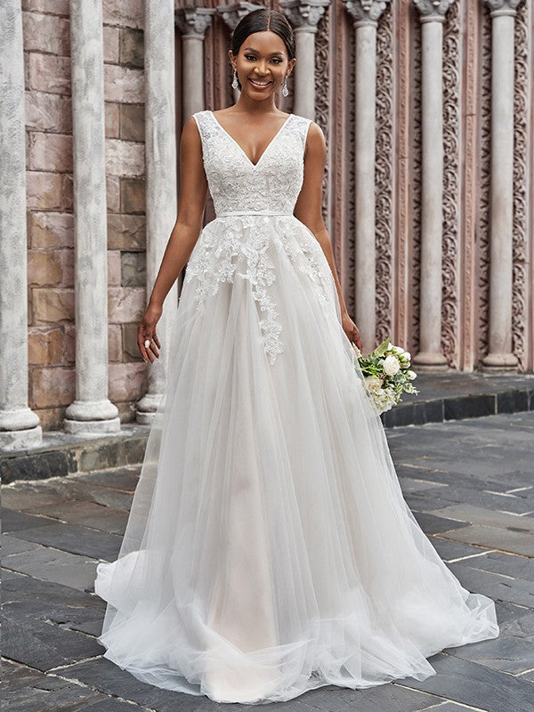 A-Line/Princess V-neck Tulle Applique Sleeveless Sweep/Brush Train Wedding Dresses