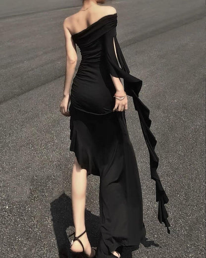 A sleeve of black tight ruffled edges for formal gowns evening dresses