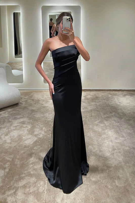 Sheath/pillar strapless satin pleated long formal evening gown