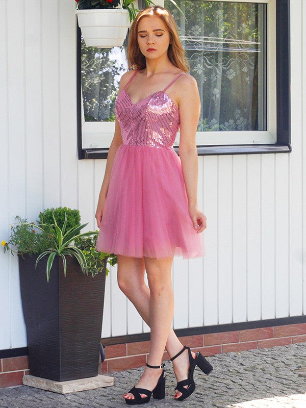 A-Line/Princess Sleeveless Tulle Sequin Spaghetti Straps Short/Mini Homecoming Dresses