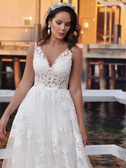 A-Line/Princess Tulle Sleeveless Applique V-neck Sweep/Brush Train Wedding Dresses