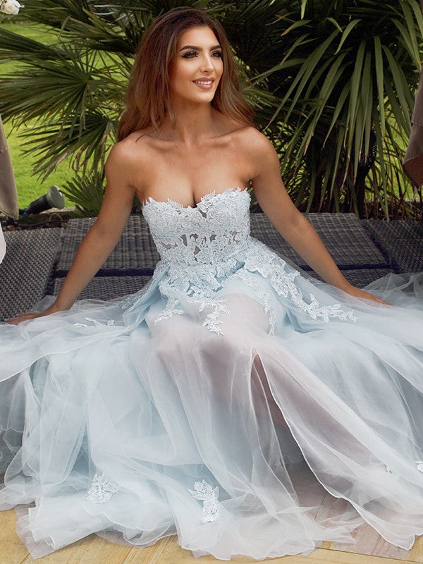 A-Line/Princess Tulle Applique Sweetheart Sleeveless Sweep/Brush Train Dresses