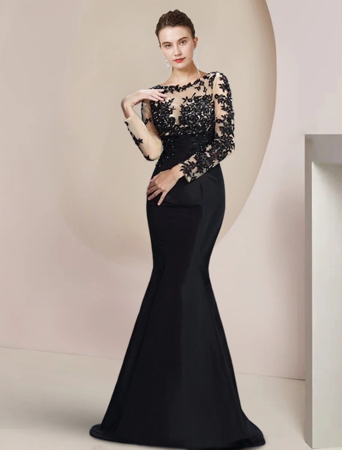 Mermaid / Trumpet Mother of the Bride Dress Formal Wedding Guest Party Elegant Jewel Neck Floor Length Satin Lace Long Sleeve with Appliques