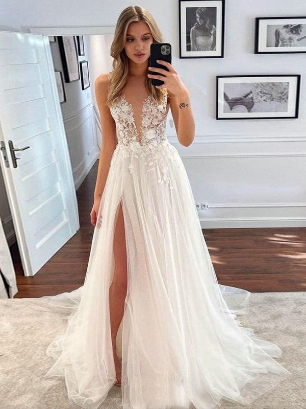 A-Line/Princess Tulle Lace V-neck Sleeveless Sweep/Brush Train Wedding Dresses