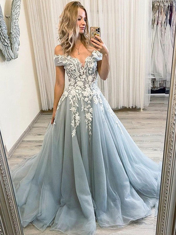 A-Line/Princess Tulle Applique Off-the-Shoulder Sleeveless Sweep/Brush Train Dresses