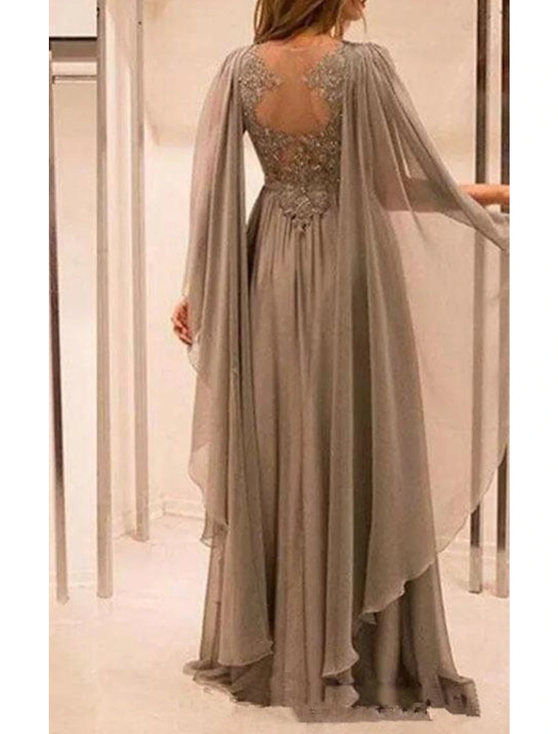 A-Line Plus Size Curve Mother of the Bride Dresses Elegant Cape Dress Dress Formal Wedding Guest Floor Length Short Sleeve V Neck Chiffon with Pleats Beading