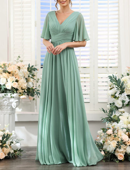 A-Line Bridesmaid Dress V Neck Short Sleeve Elegant Floor Length Chiffon with Split Front / Ruching