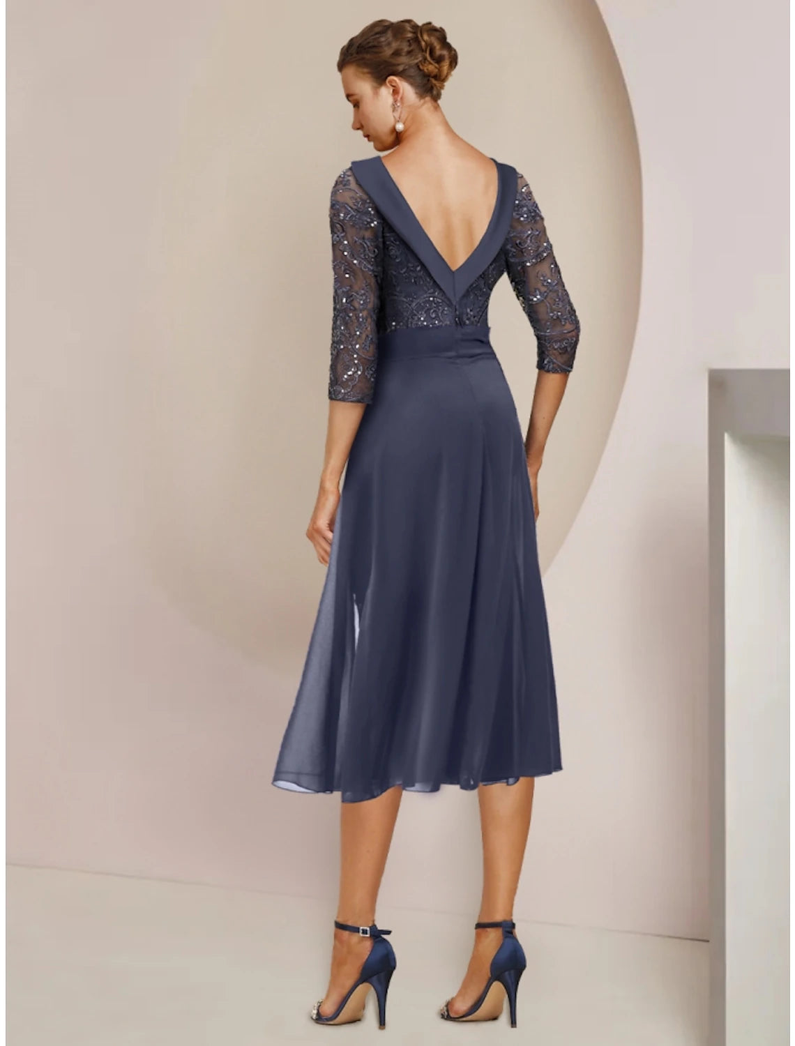 A-Line Mother of the Bride Dress Wedding Guest Elegant Petite Scoop Neck Knee Length Stretch Chiffon 3/4 Length Sleeve with Bow(s) Sequin